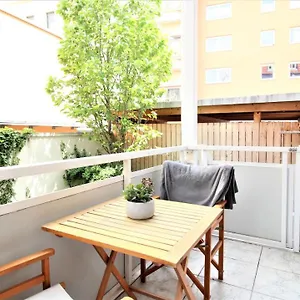  Homestay ➤private - Heart Of Downtown With Terrace